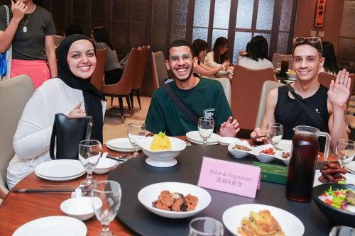 上海留学生依鸣吃瓜网,揭秘吃瓜网背后的留学生生活