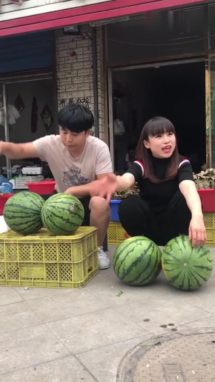 康县女网红吃瓜,揭秘网络红人的瓜田奇遇记