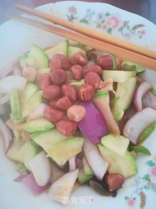 网红吃蒸葫芦瓜视频,美味与创意并存！