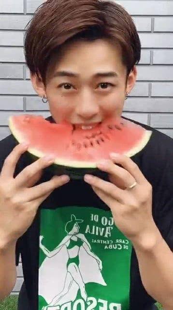 吃瓜小哥网红,揭秘网红背后的故事与魅力